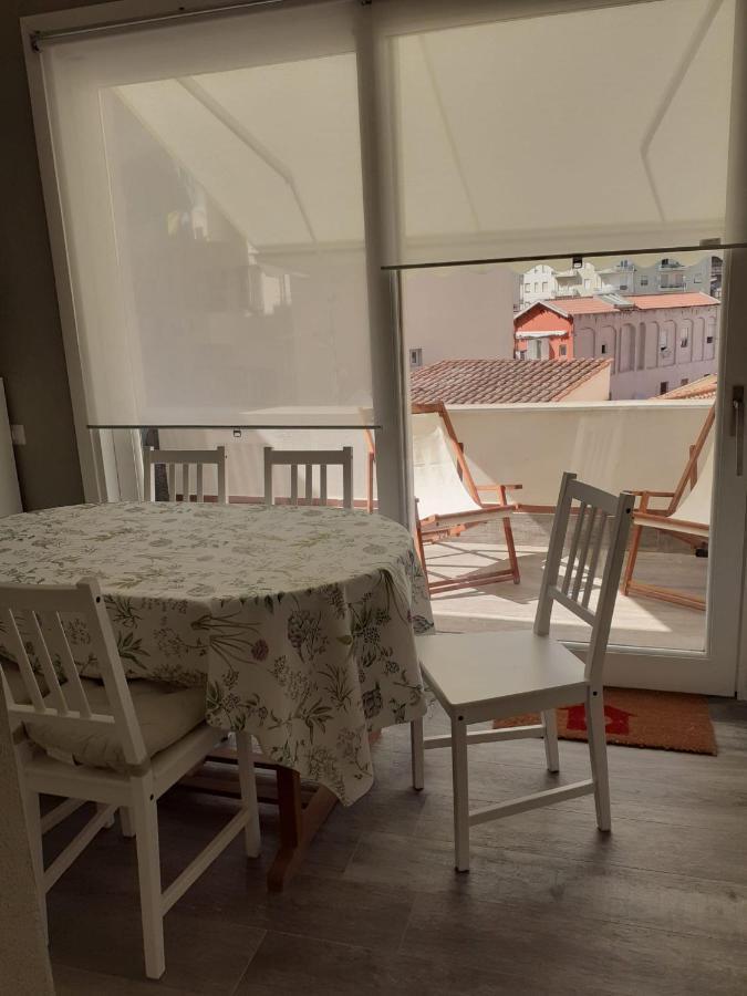Momhouse - Appartamento - كالياري المظهر الخارجي الصورة
